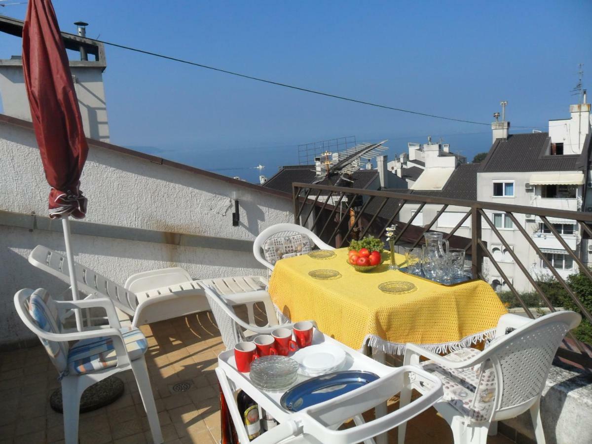 Apartments Simpa Njivice Ngoại thất bức ảnh