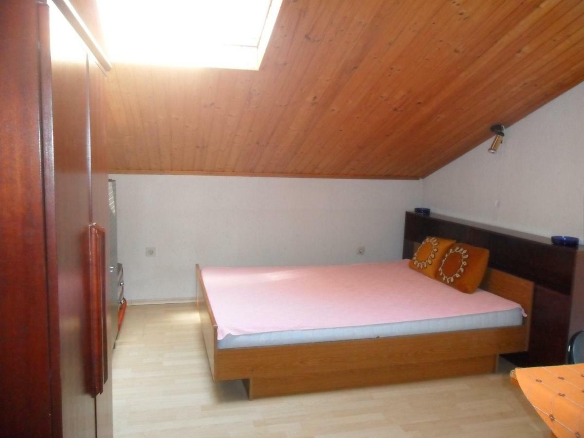 Apartments Simpa Njivice Ngoại thất bức ảnh